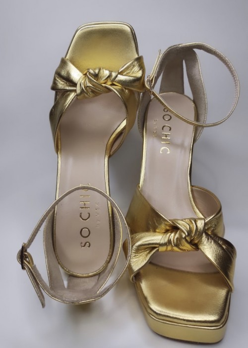 So Chic Anica Sandals Gold