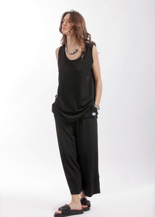 Two & A Half Long Top With Slits Black