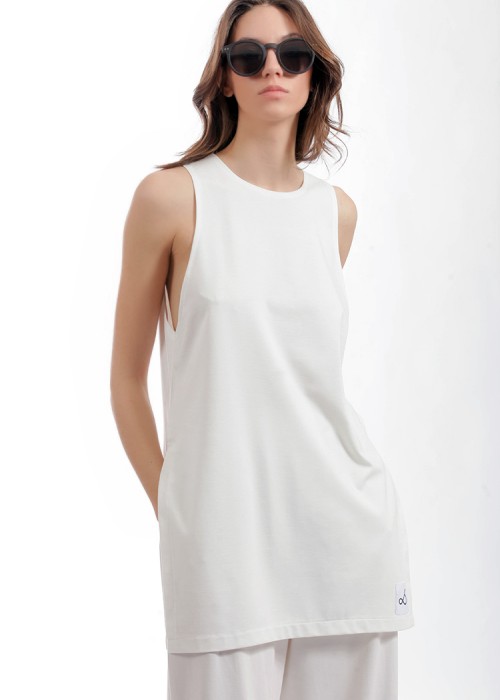 Two & A Half Long Top With Slits White
