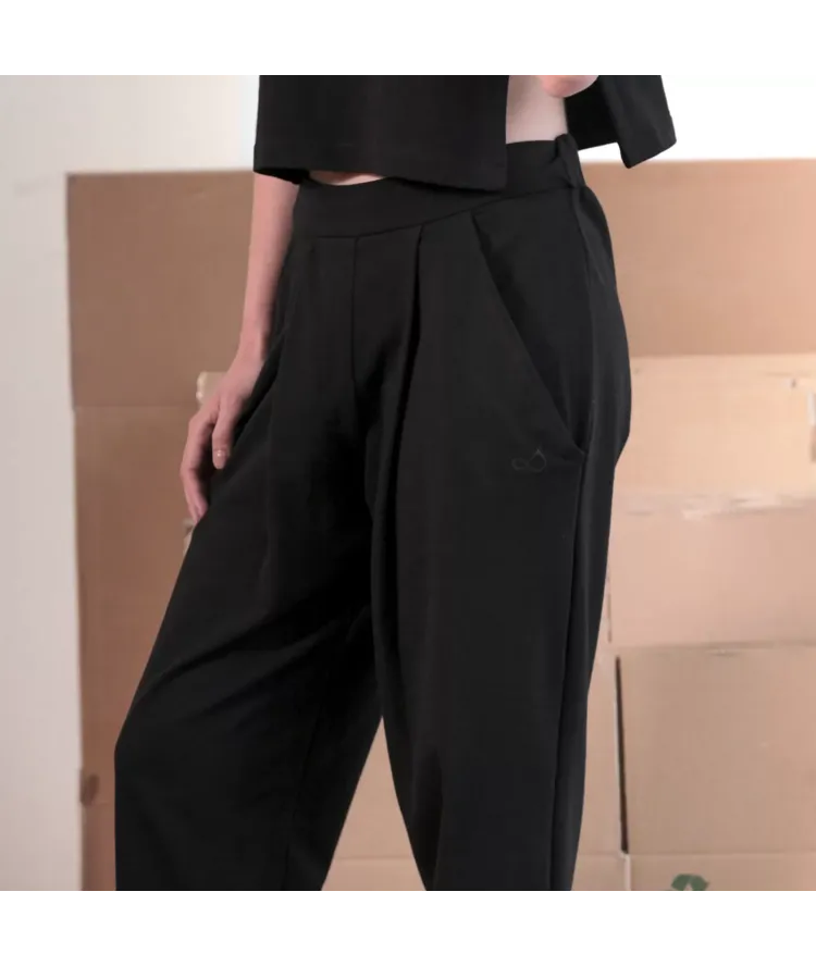 Two & A Half Loose Fit Trouser 